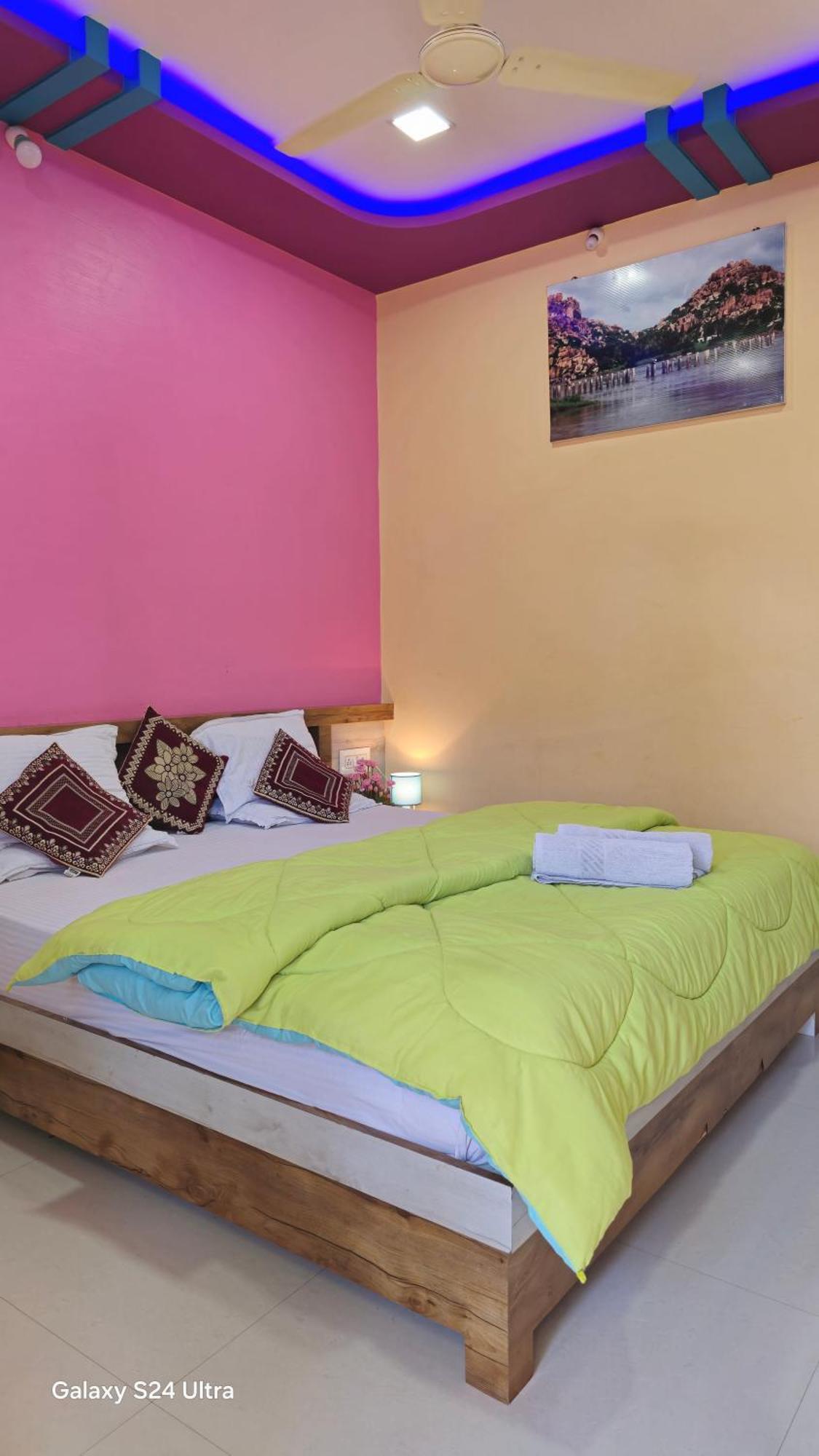 Abhi Homestay Hampi Eksteriør billede