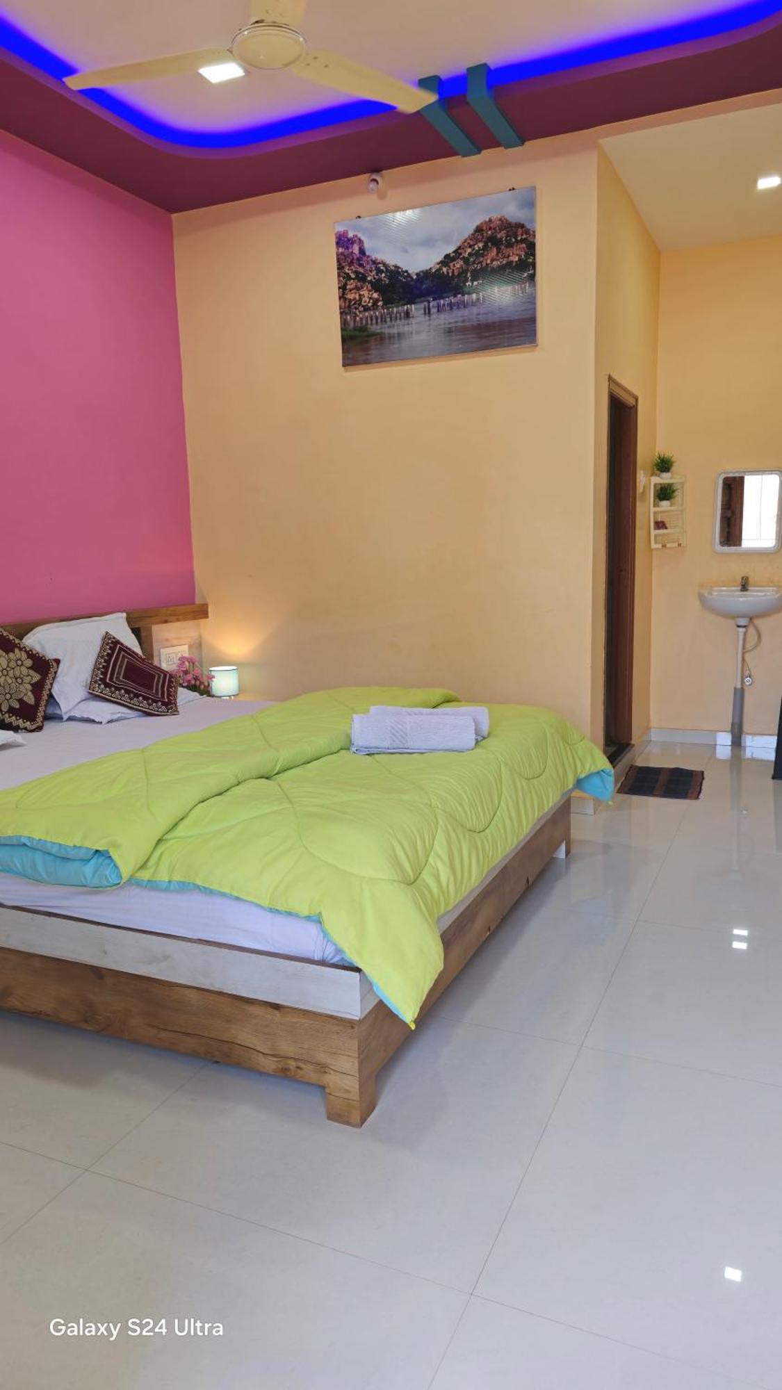 Abhi Homestay Hampi Eksteriør billede